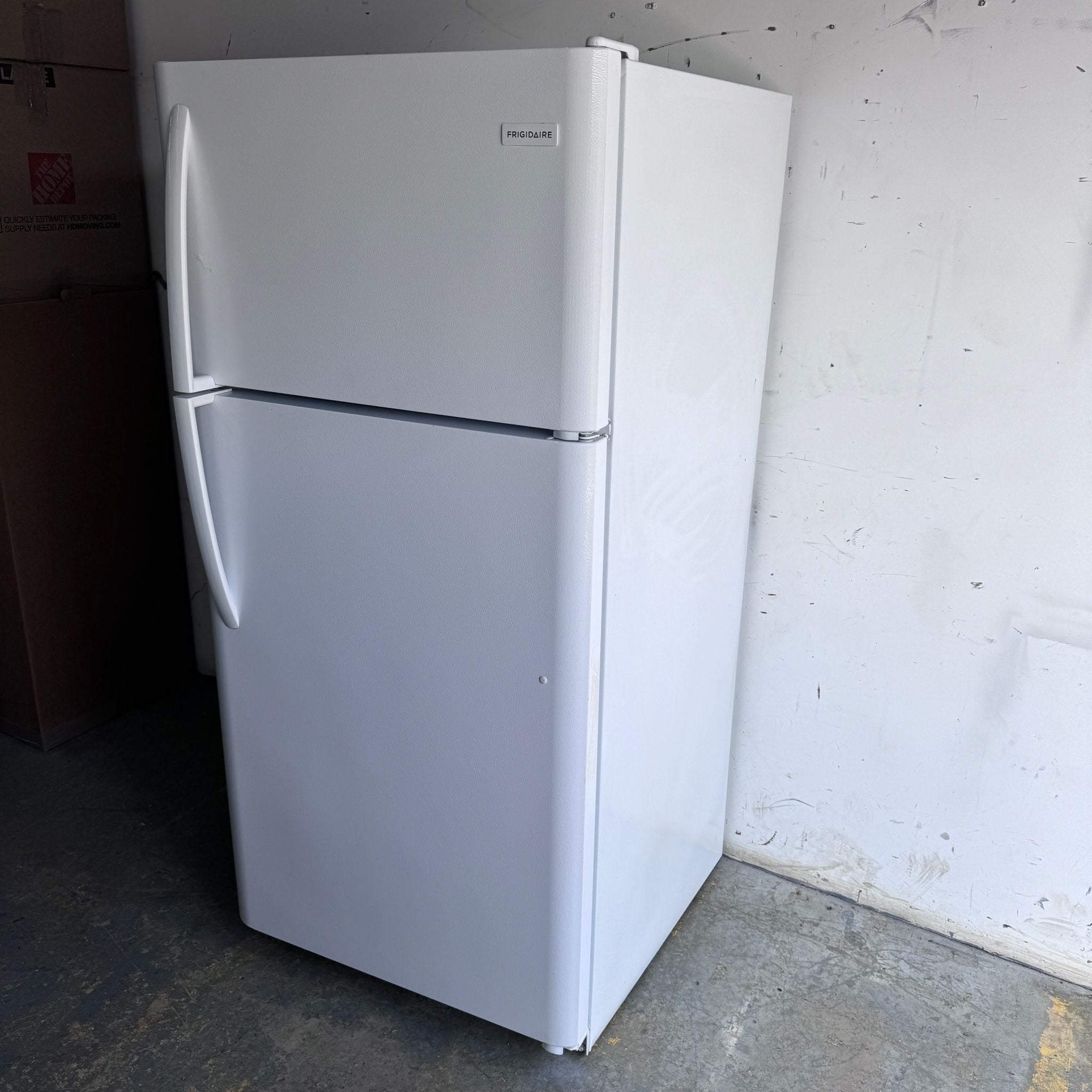 Frigidaire Top and Bottom Refrigerator Frigidaire Top and Bottom Refrigerator